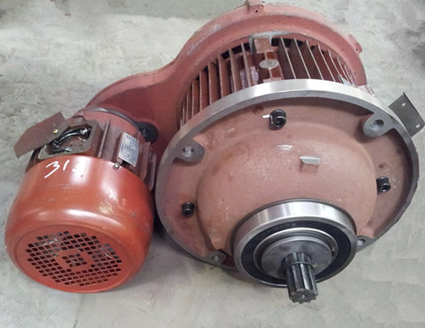 江蘇三馬電動葫蘆雙速電機(jī)組